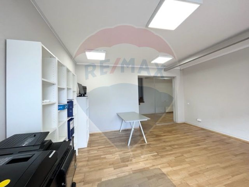 Clădire Corporate Premium de inchiriat, Calea Dumbravii