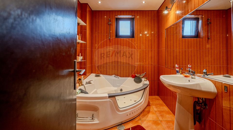 7 room House / Villa for sale, Bunloc area