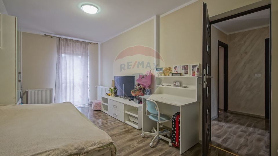 5 room House / Villa for sale