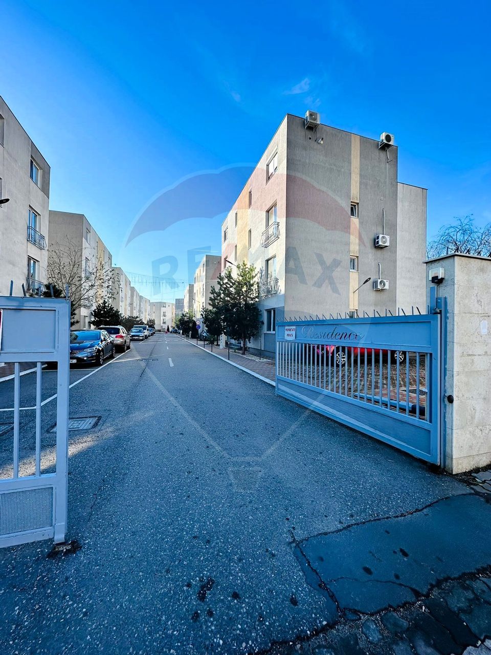 Apartament cu 3 Camere, Terasa si 2 locuri de parcare-Sector 1