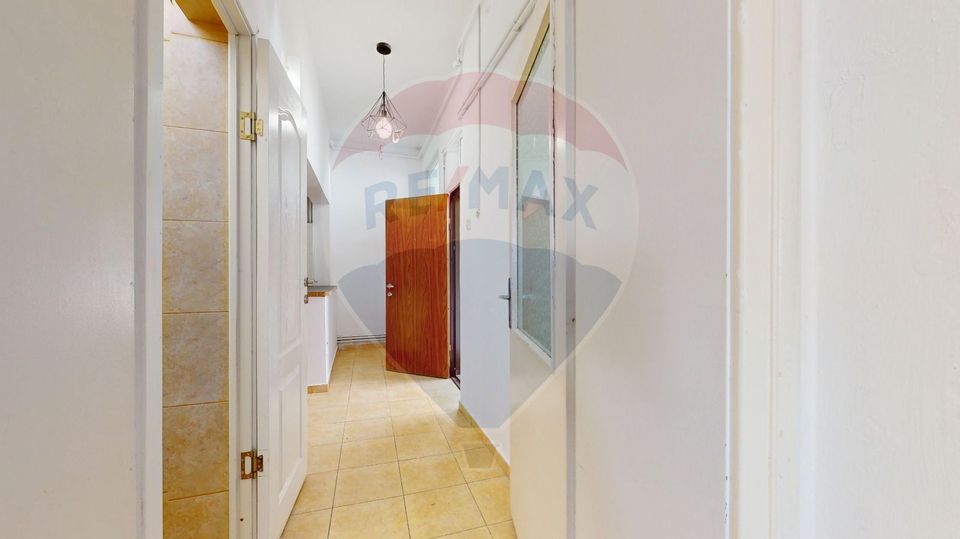 6 room House / Villa for rent, Aurel Vlaicu area