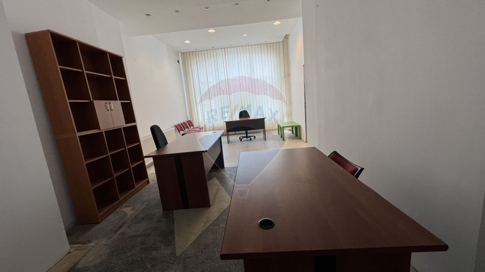 700sq.m Proprietate specială for sale, Ultracentral area