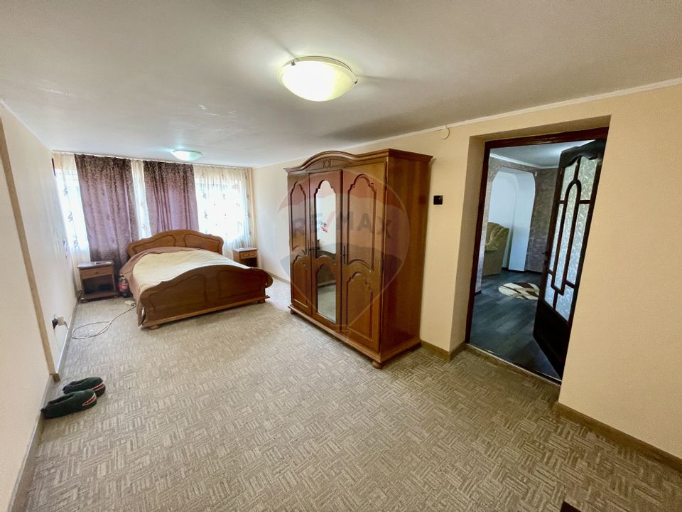 6 room House / Villa for sale