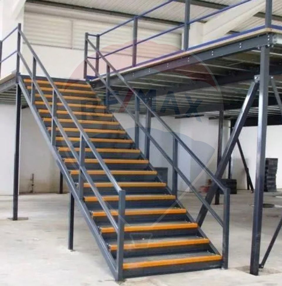 250sq.m Commercial Space for rent, Teiul Doamnei area