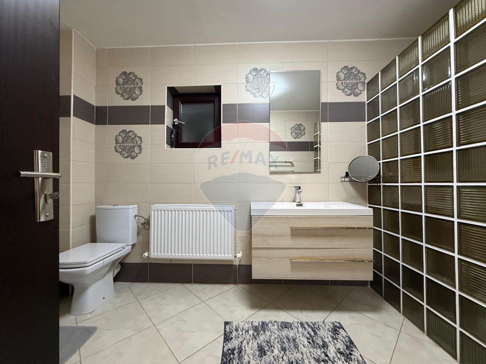 Vilă  cu 5 camere de vânzare în Șerbănești