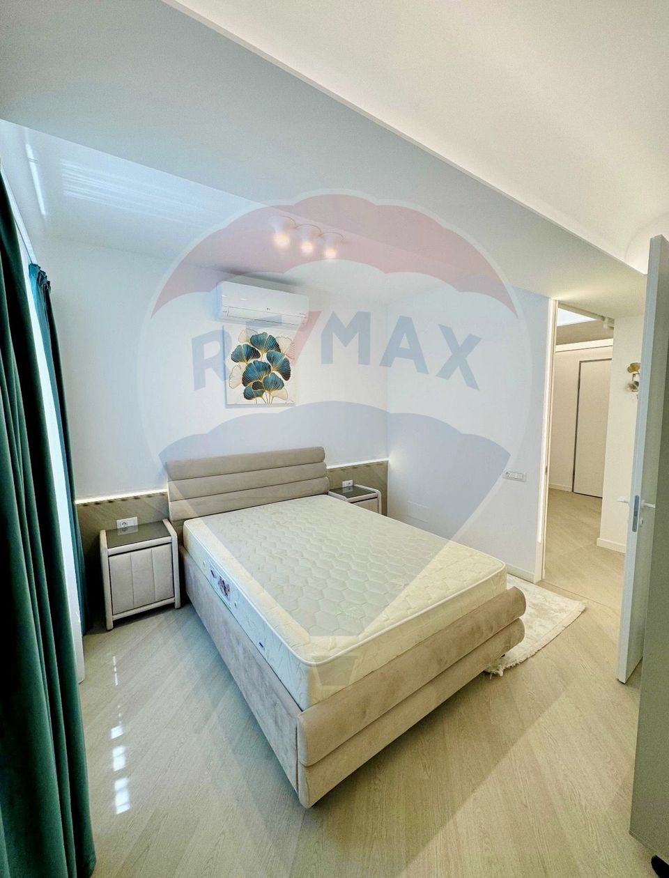 3 room Apartment for rent, Pipera area