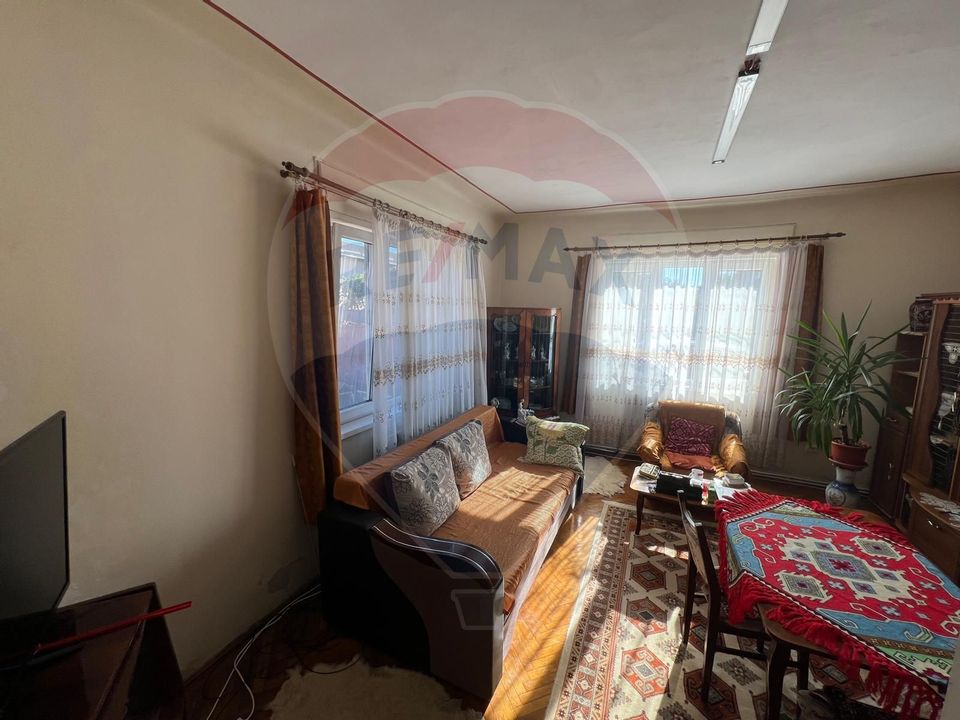 Casă cu potențial, în inima Turzii – Micro 1, Str. Primăverii