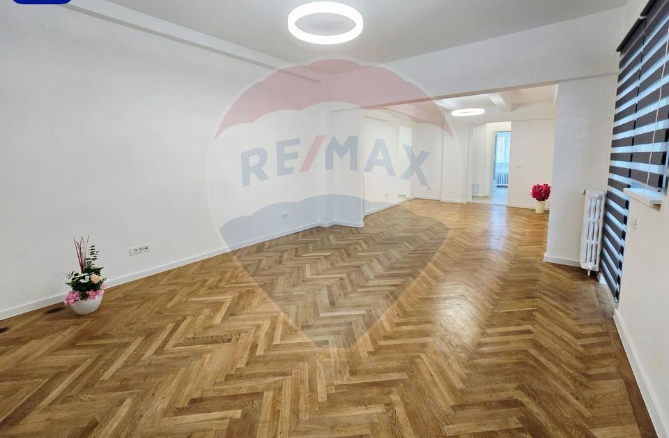 4 room Apartment for rent, Unirii area