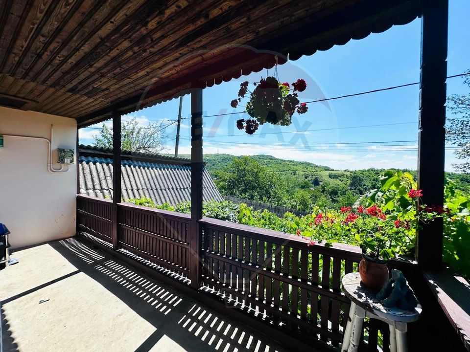 Casa cu Toate Utilitatile,Vedere Panoramica,Livada-Stefanesti, Arges