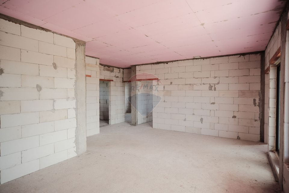 4 room House / Villa for sale