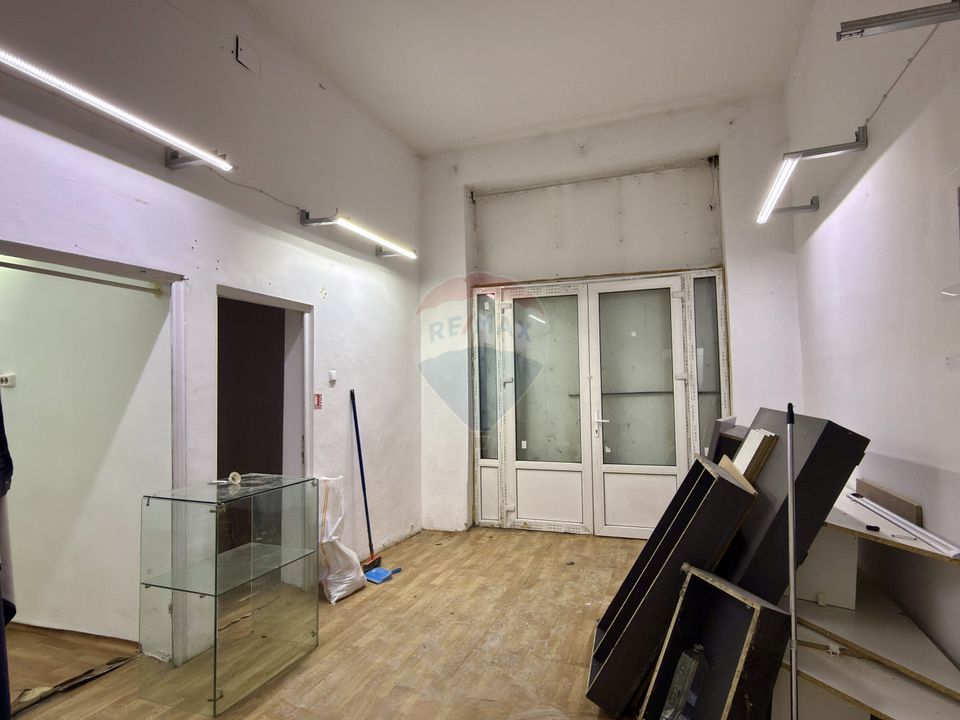 Street commercial space 212sqm for rent in Pantelimon area