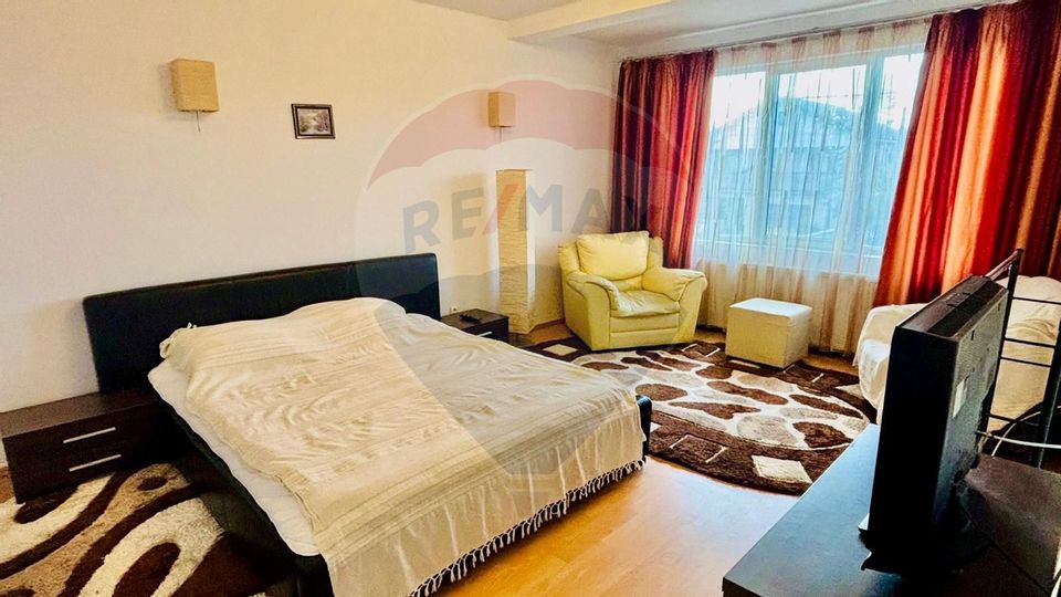 Casa 7 camere de inchiriat in Ovidiu , Constanta