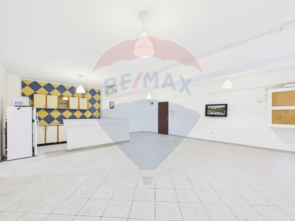 Apartament cu 2 camere spatios in zona Drumul Taberei/Plaza Mall