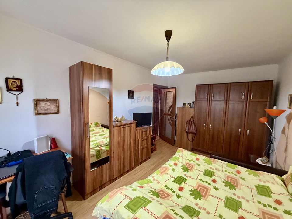 Apartament cu doua camere etaj 1