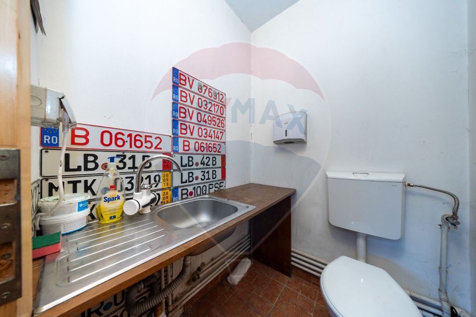 73sq.m Commercial Space for rent