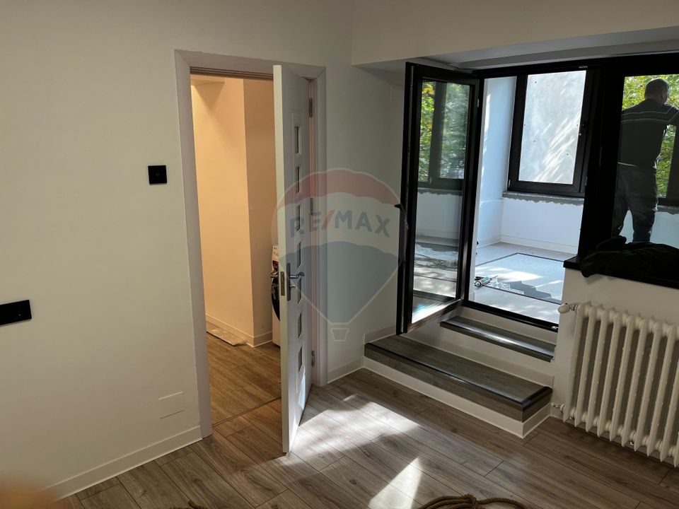 4 camere renovat | vedere fântâni Unirii | Bibescu Vodă | 106 mp