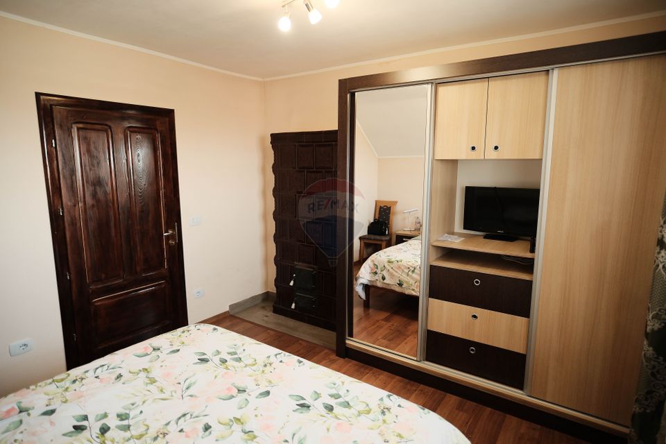 4 room House / Villa for sale