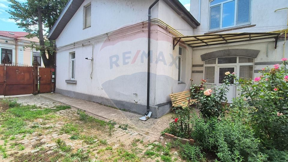 3 room House / Villa for sale, Central area