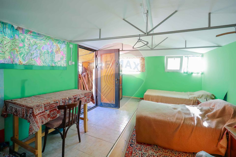 De vânzare casă cu 2 camere și teren 472 mp, Str Valea Frumoasă