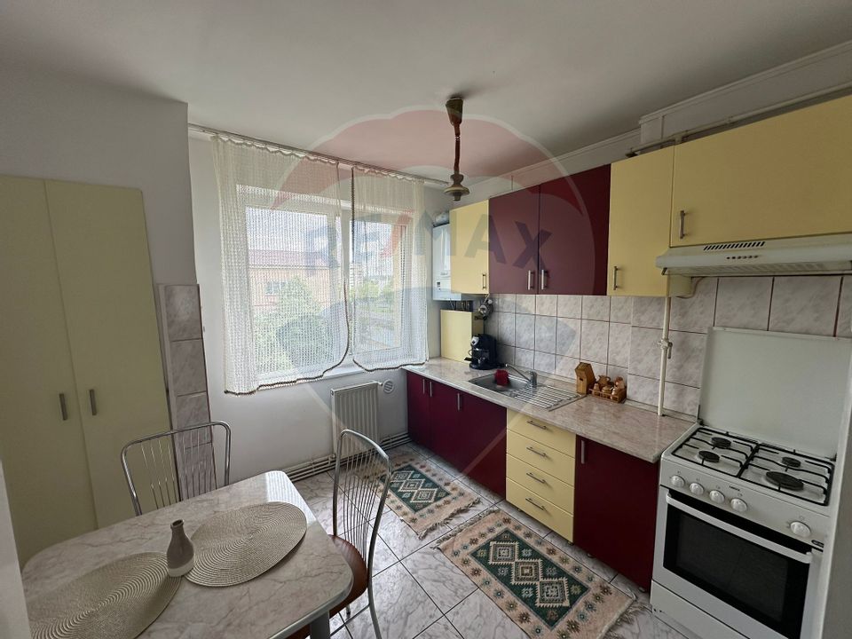 CENTRAL - 2 camere, etaj 3 - DE VANZARE