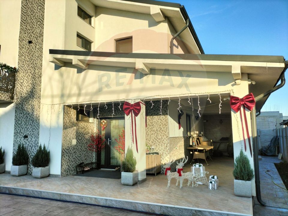 Casă / Vilă cu 5 camere - la 2 minute de Complex Cosmopolis