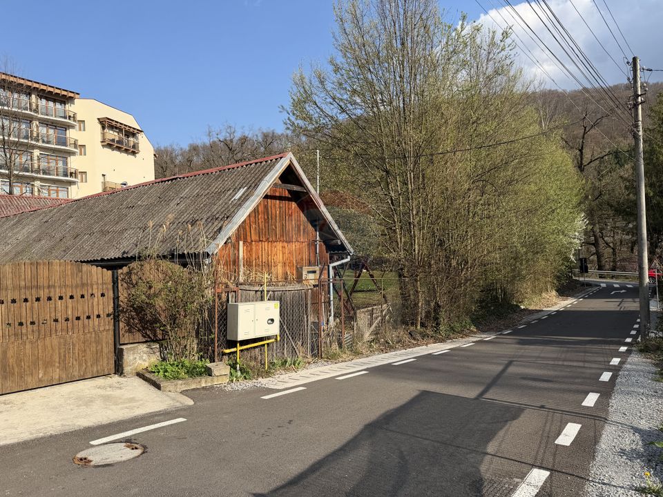 Land 1,268sqm Sovata / Strada Bradului