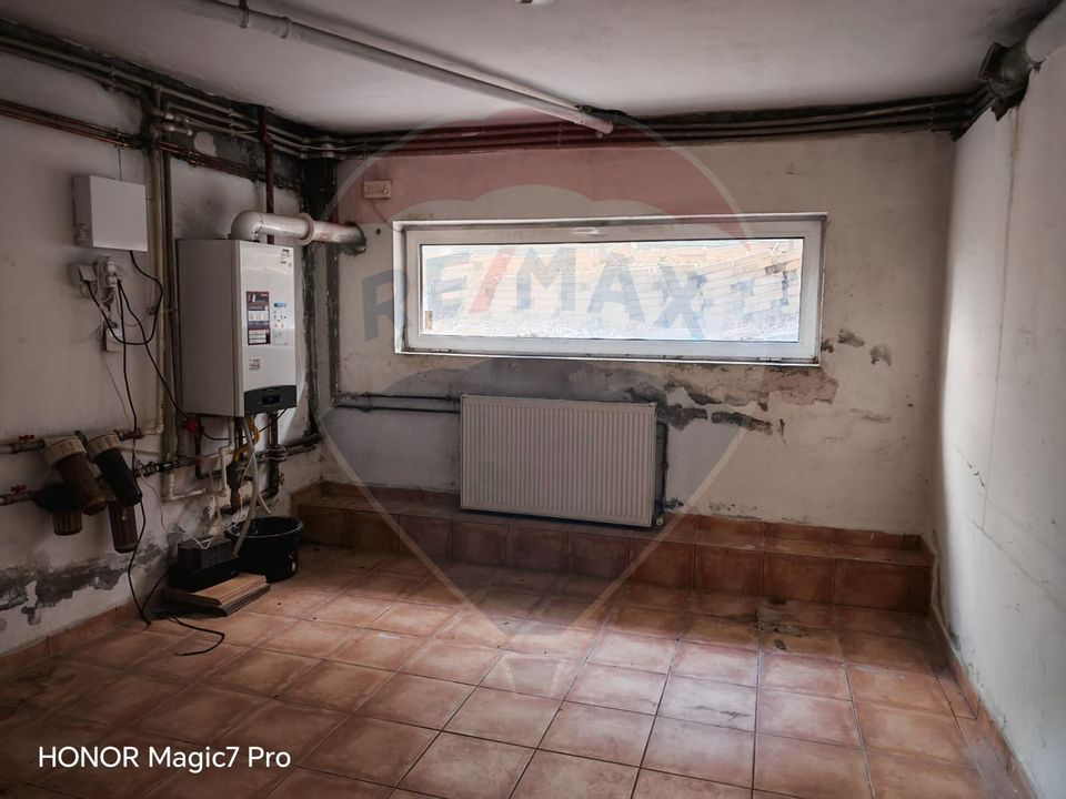 Ground floor + 1st floor for rent in villa – 220 sqm – Vitan Mall area