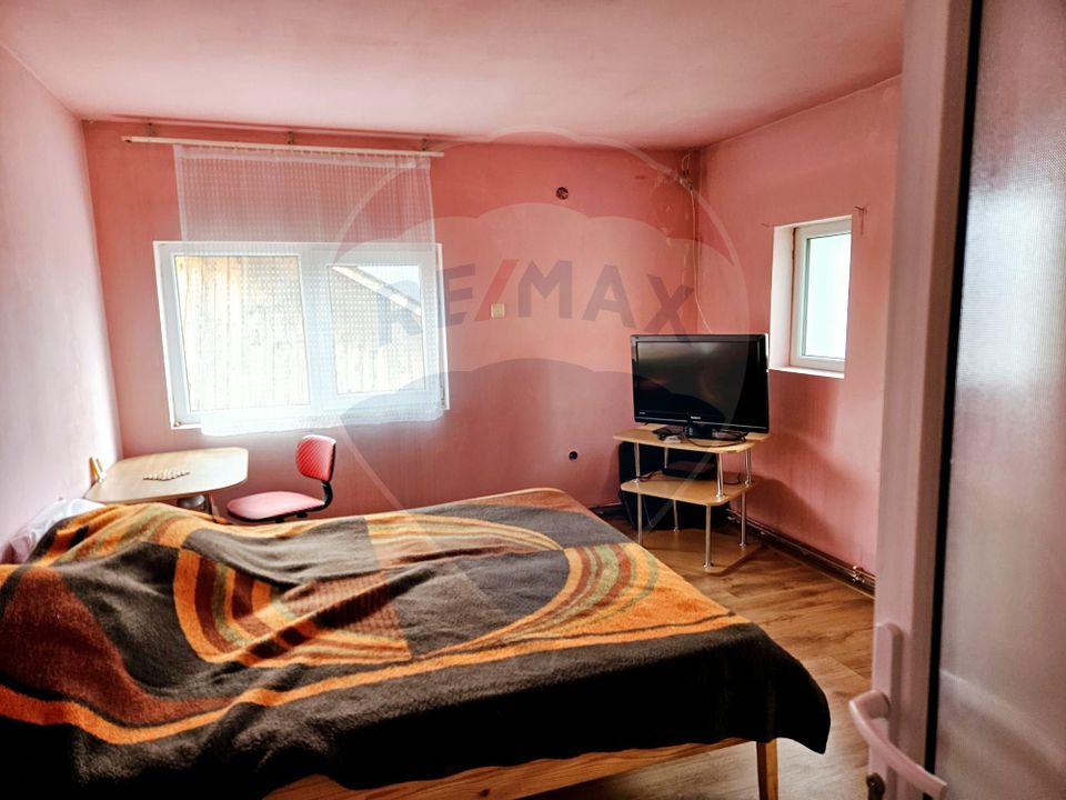 5 room House / Villa for sale