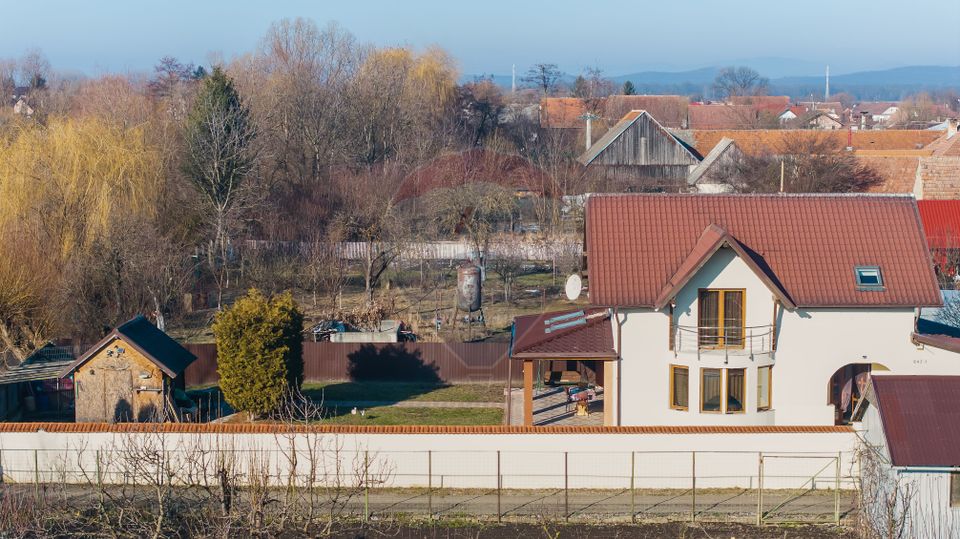 4 room House / Villa for sale