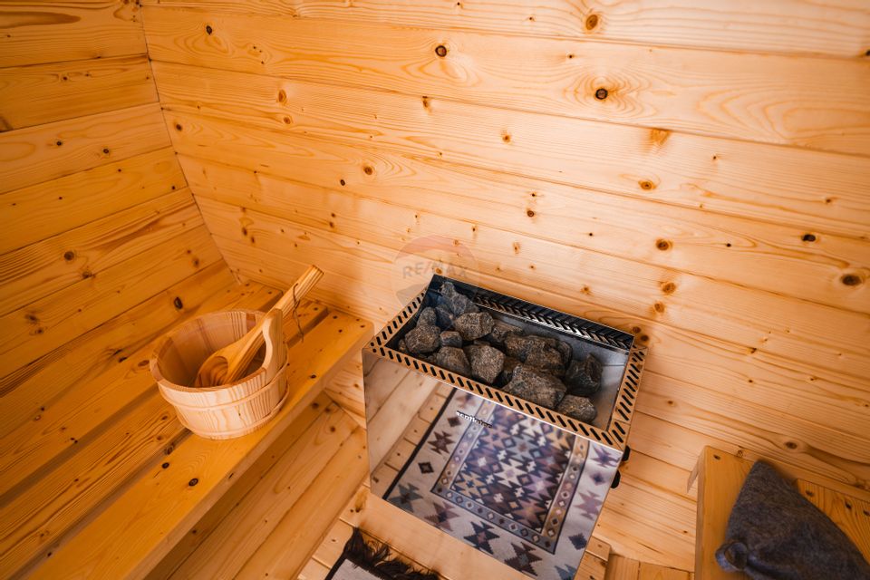 VILA “THE VARDO”, PREDELUT | 8 CAMERE DUBLE PREMIUM LANGA PADURE