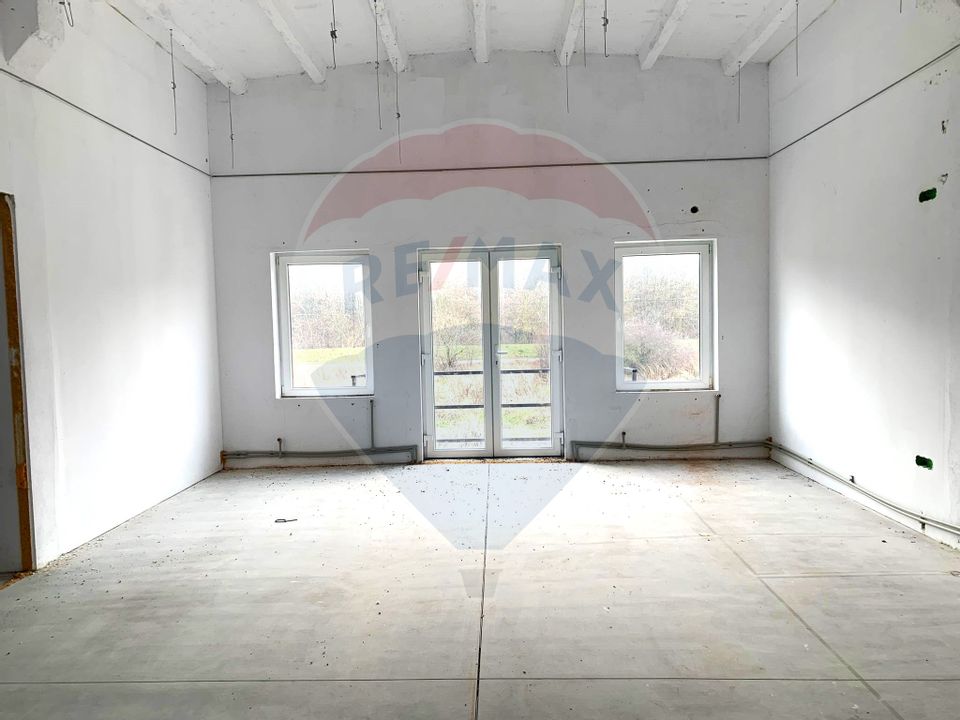 750sq.m Industrial Space for rent, Alfa area