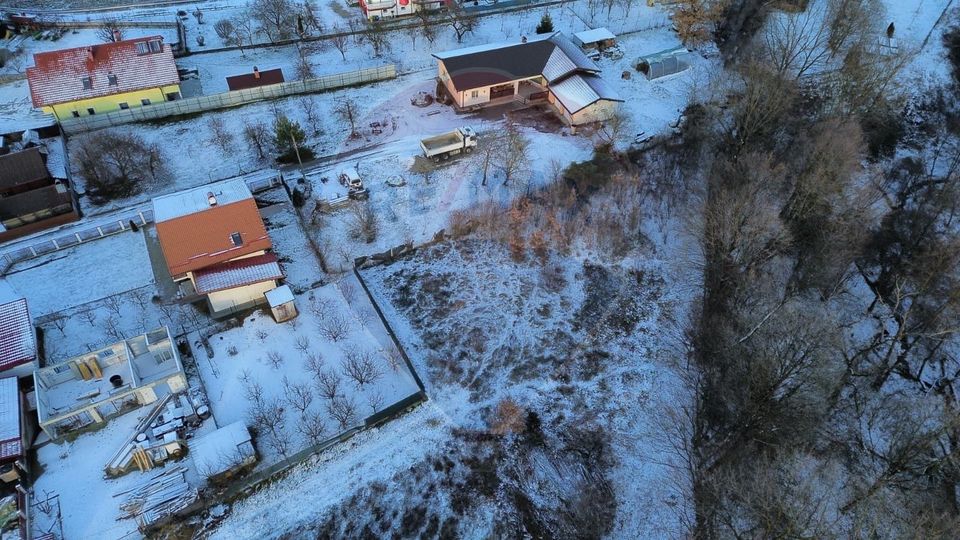 Teren 1,200mp si 400m2 cota drum Satu Nou de Jos / Strada Principala