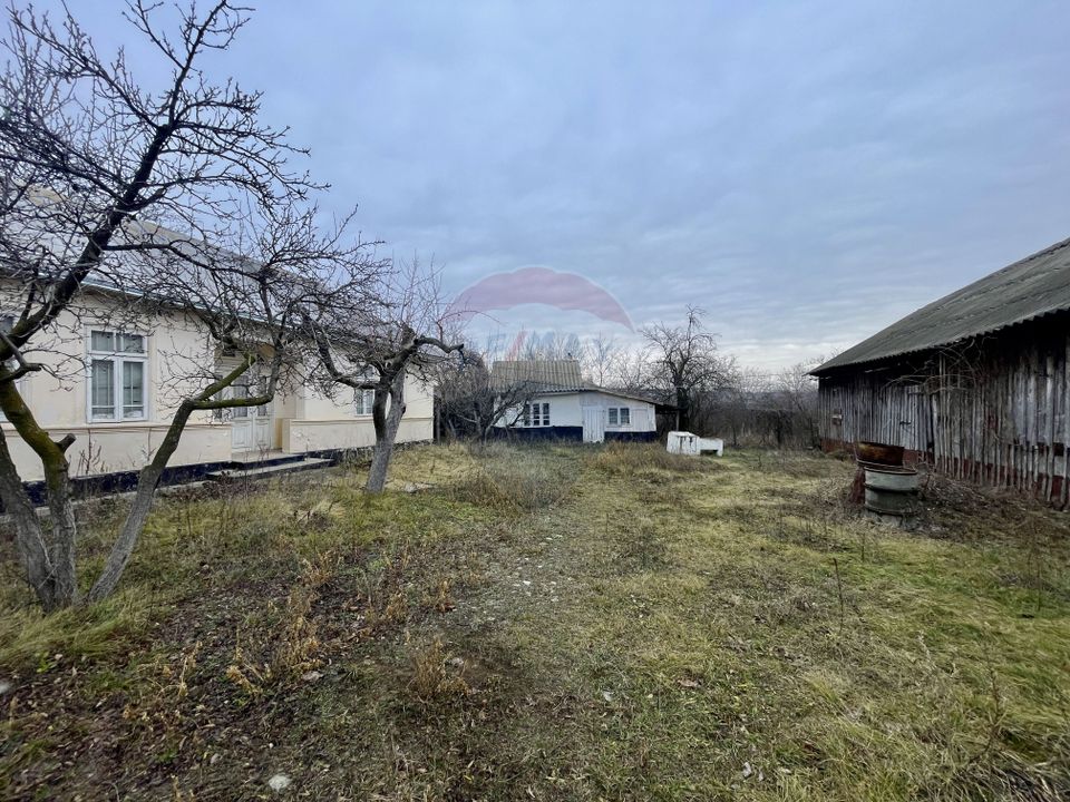 Casă cu teren  Neicu/Panciu