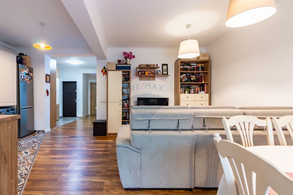 Apartament cu 3 camere si gradina în Otopeni