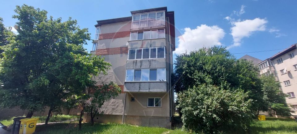 4 room Apartment for sale, Steaua area