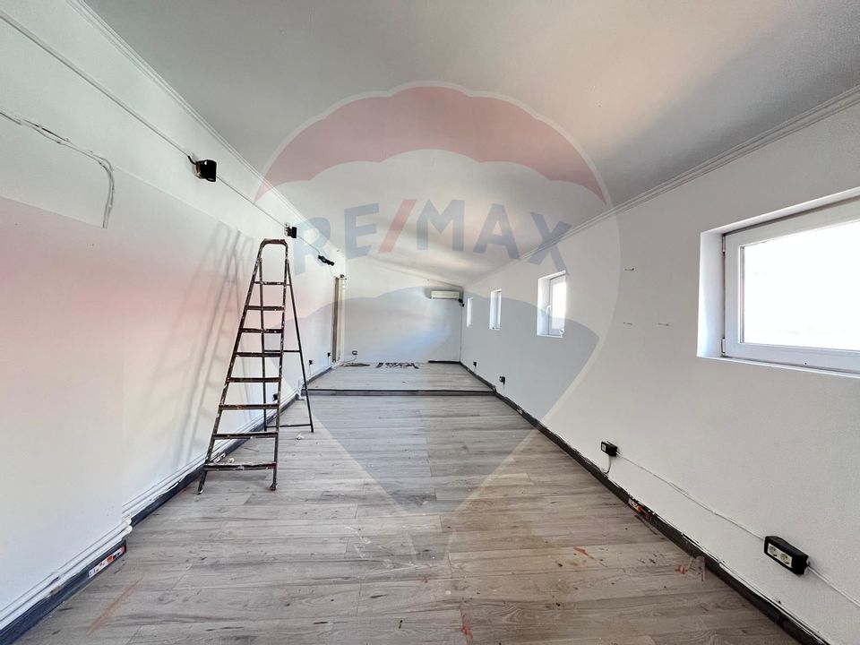 Commercial space 130 sqm for rent in P-ta Alba Iulia area