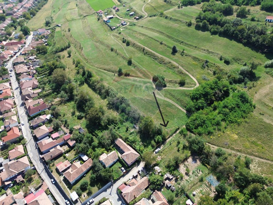 Land 11,000sqm Medias / Strada Dealului