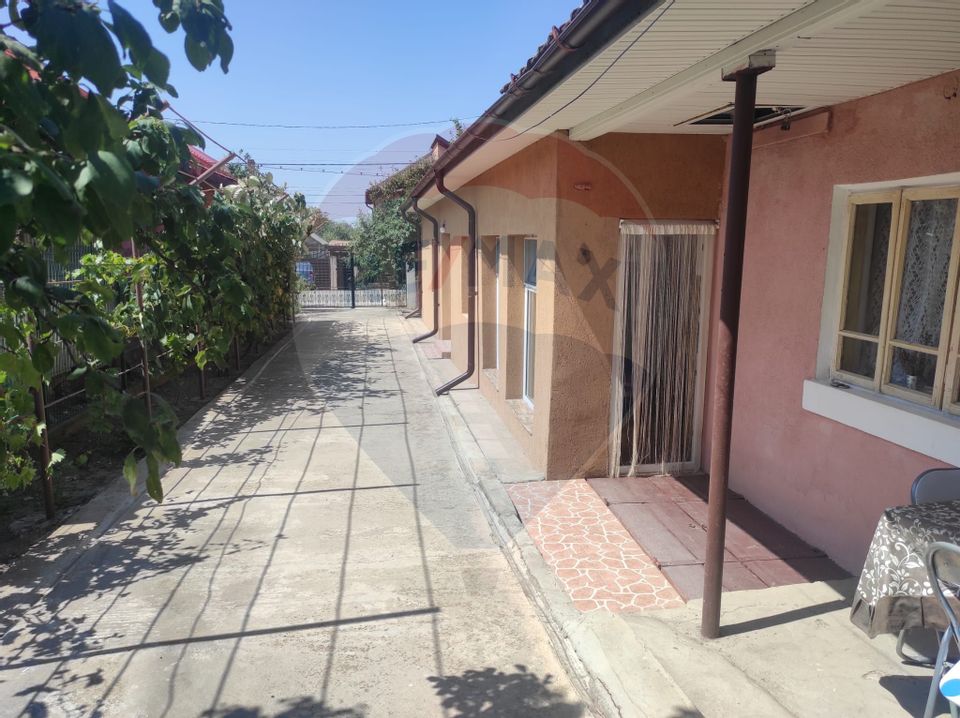 5 room House / Villa for sale