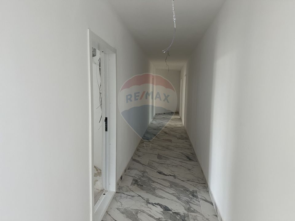 3 room Apartment for sale, Subcetate area