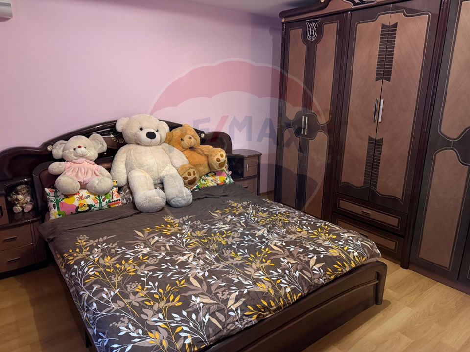 VANZARE Apartament cu 3 camere in zona Voluntari
