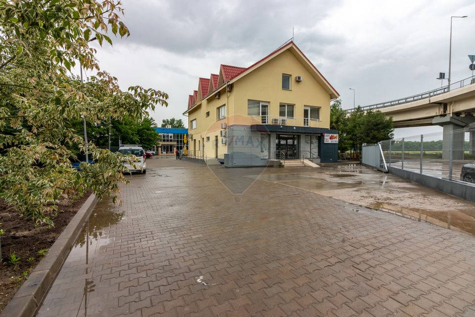 300sq.m Commercial Space for rent, Berceni area