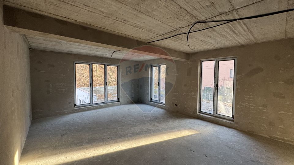 Casă de vânzare în zona Valea Rosie/PARCUL MARE-2025