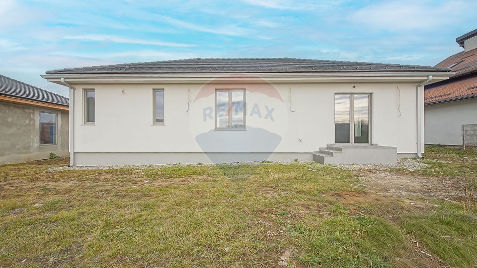 Comision 0 %! Casă cu 4 camere, construcție 2025, Bod!