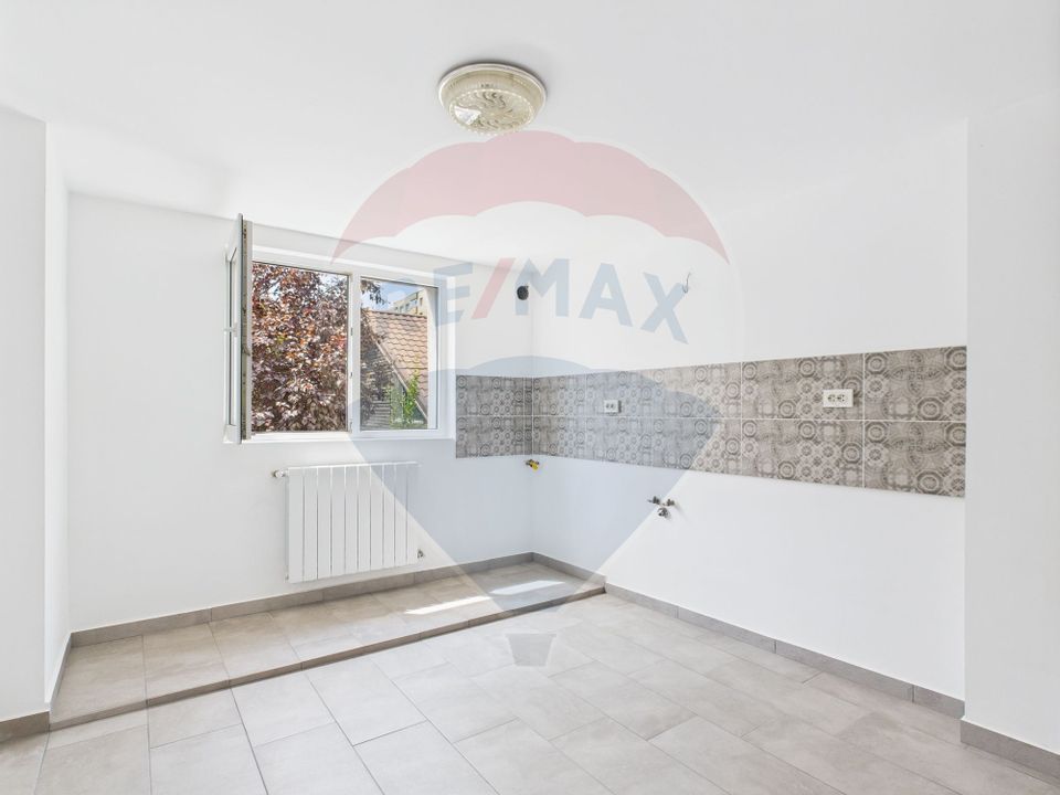 Vilă  S+P+2E  Petre Ispirescu- Sebastian, renovata complet