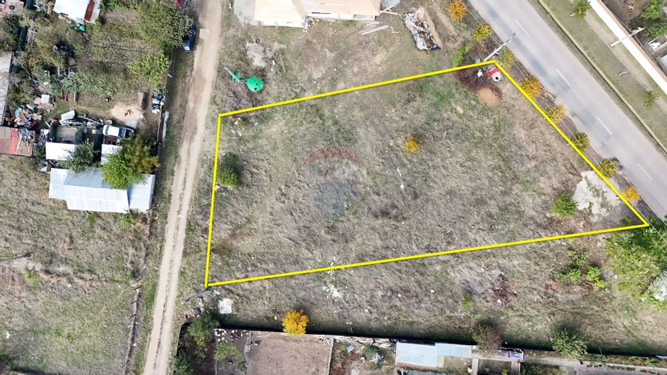 Vand teren intravilan Petrachioaia la pret excelent