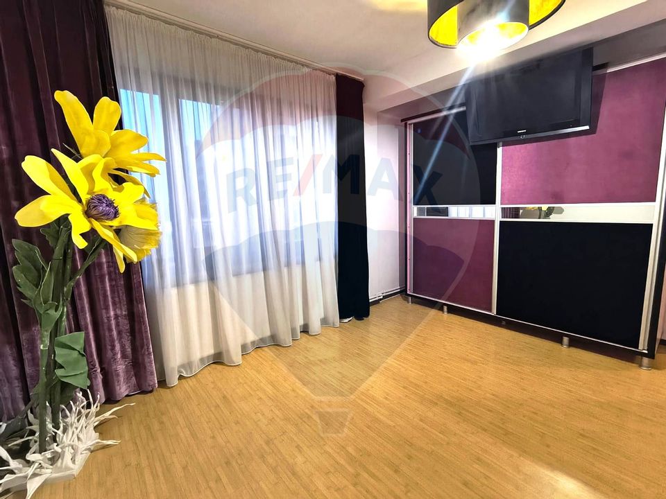 Apartament cu 3 camere de închiriat în zona Km 5