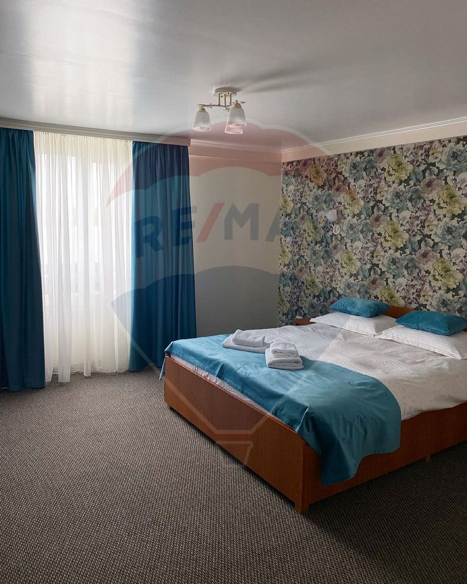 13 room Hotel / Pension for sale