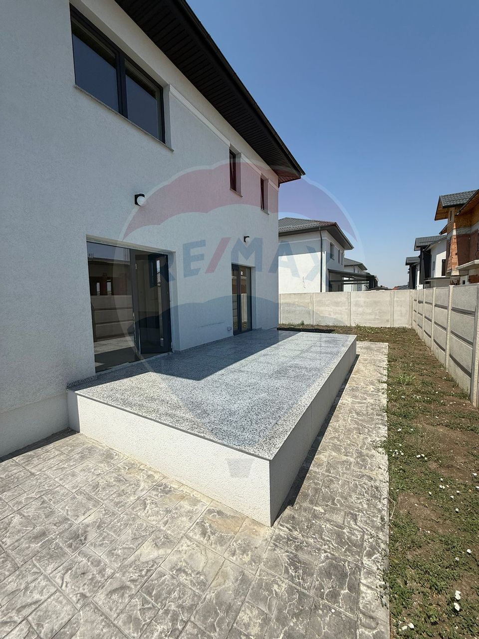 Casă / Vilă Individuala Bragadiru finisaje lux