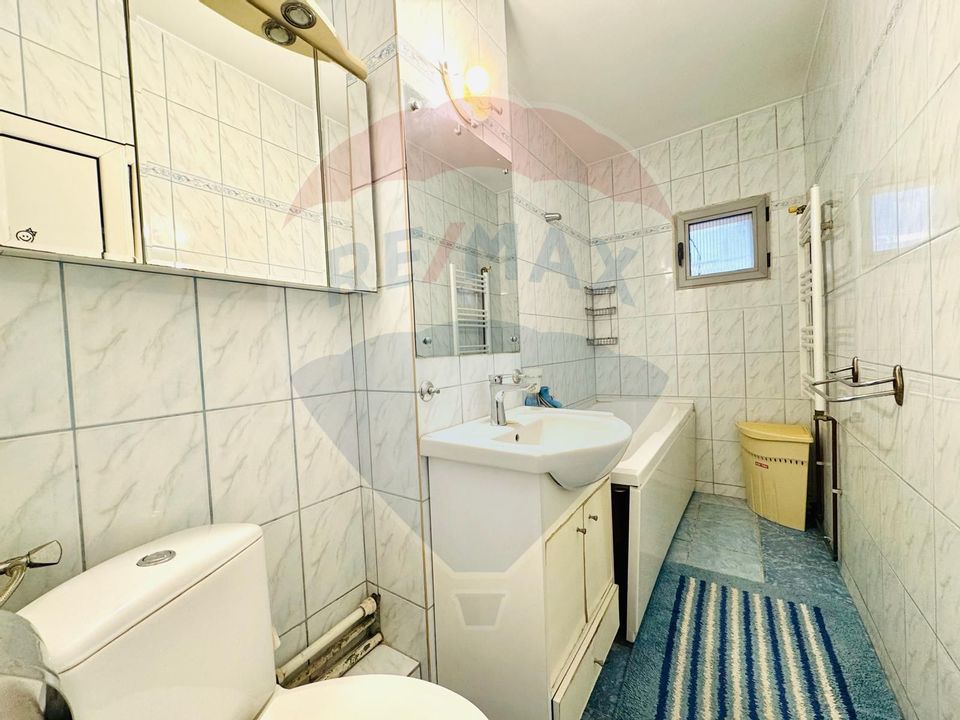 Apartament 4 camere, de inchiriat, Tiglina I