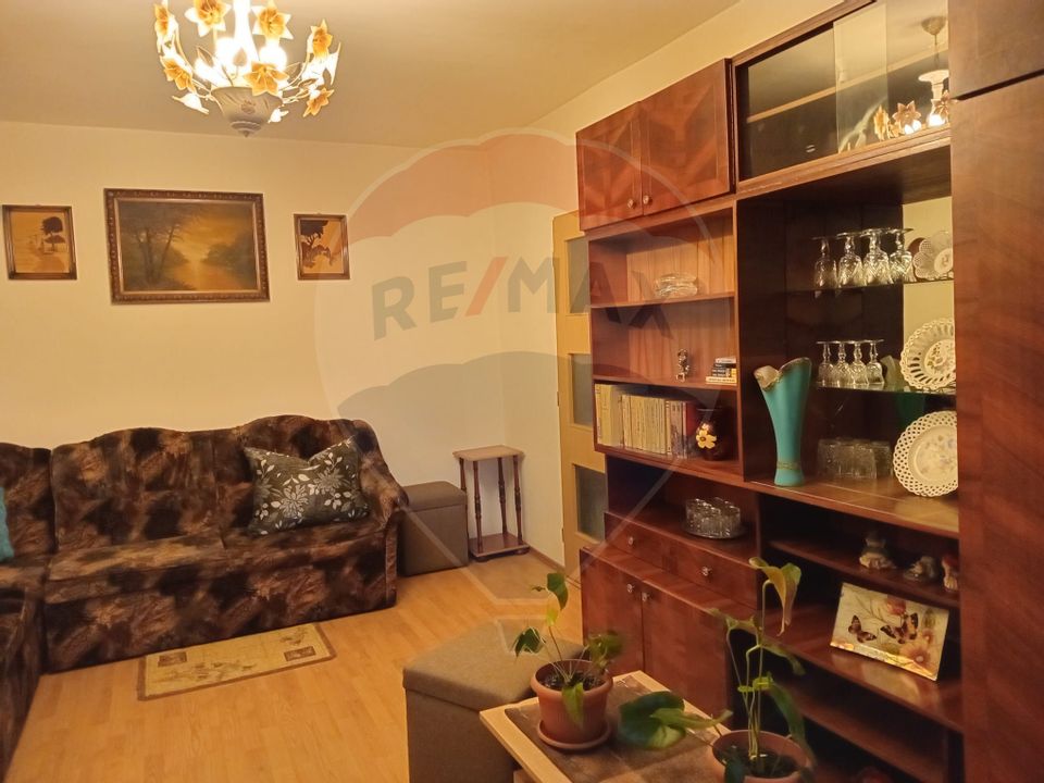 OCAZIE!!!Apartament 4 camere în zona Micalaca